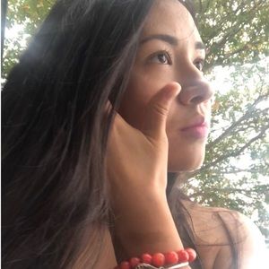 Meet your Posher, Monica